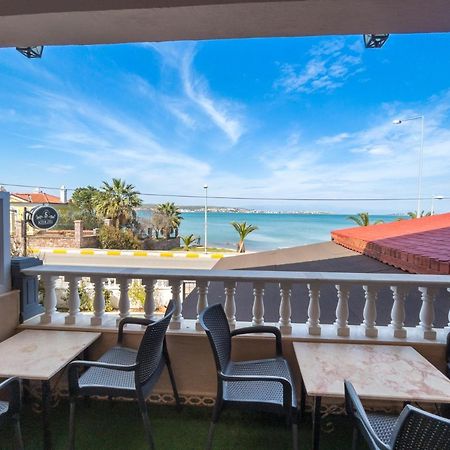 Soezer Otel Ayvalik Exterior foto