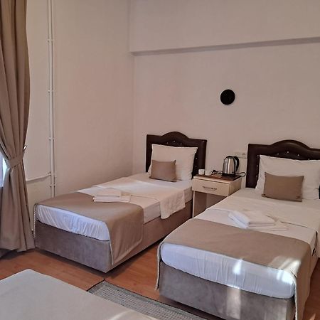 Soezer Otel Ayvalik Exterior foto