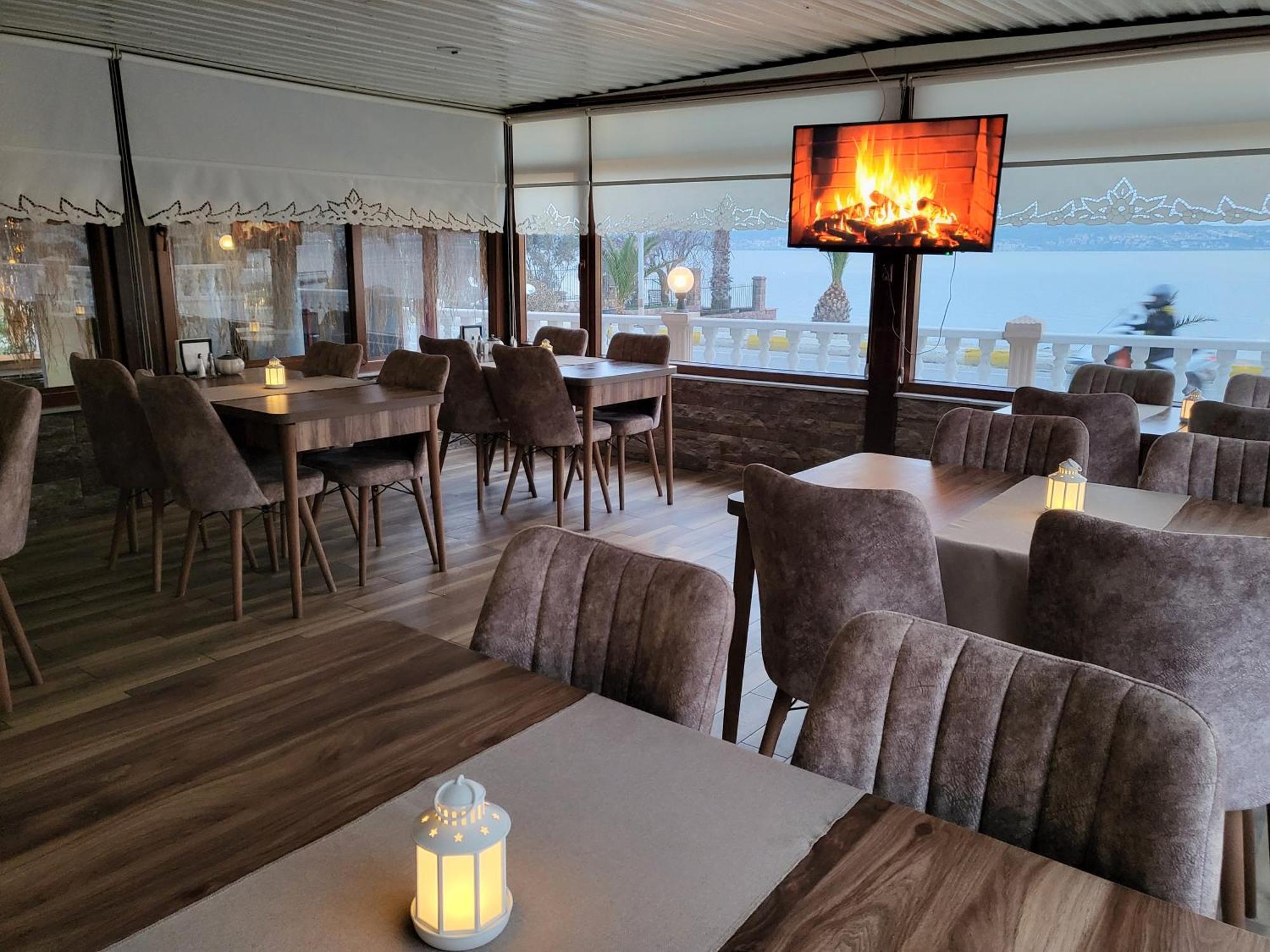 Soezer Otel Ayvalik Exterior foto