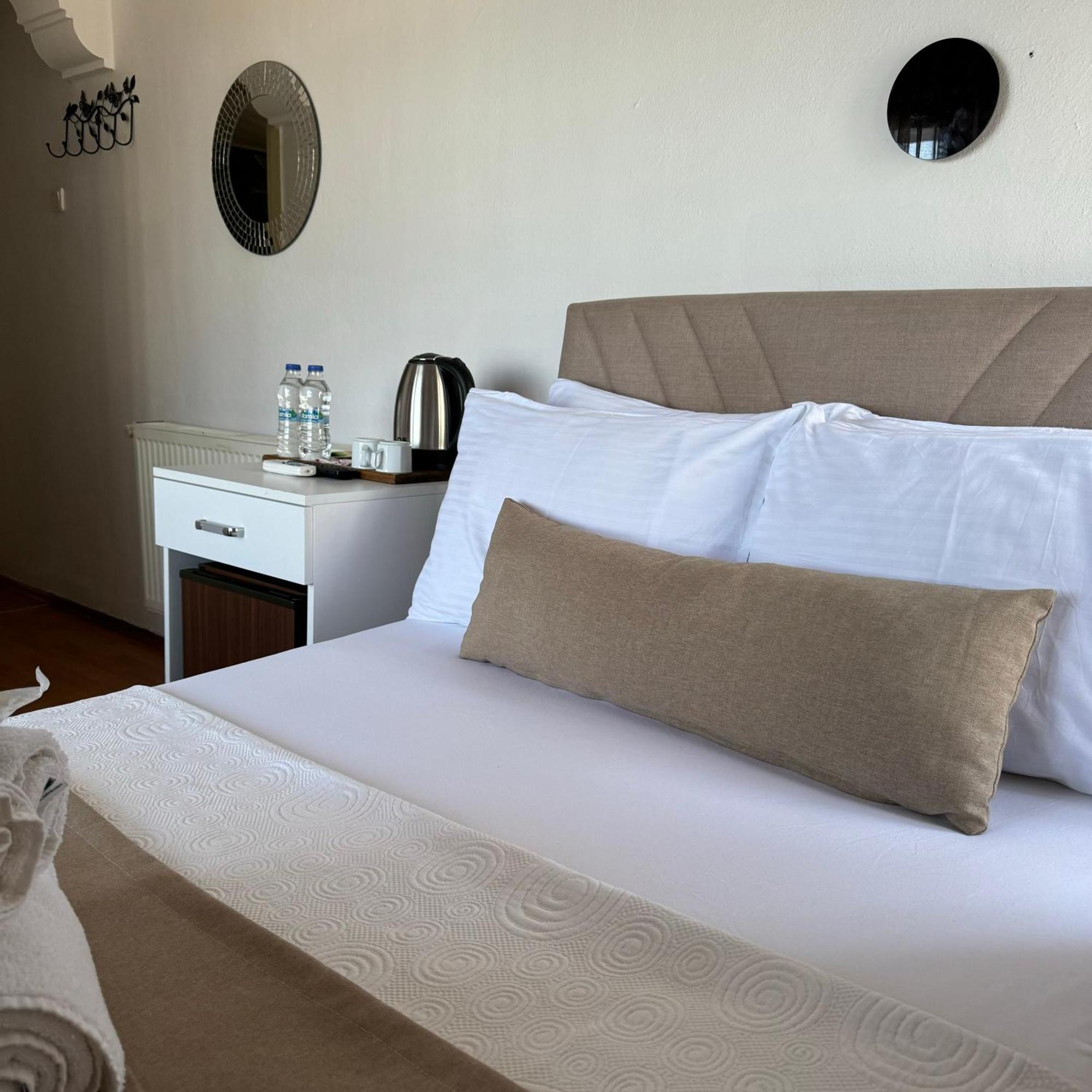 Soezer Otel Ayvalik Exterior foto