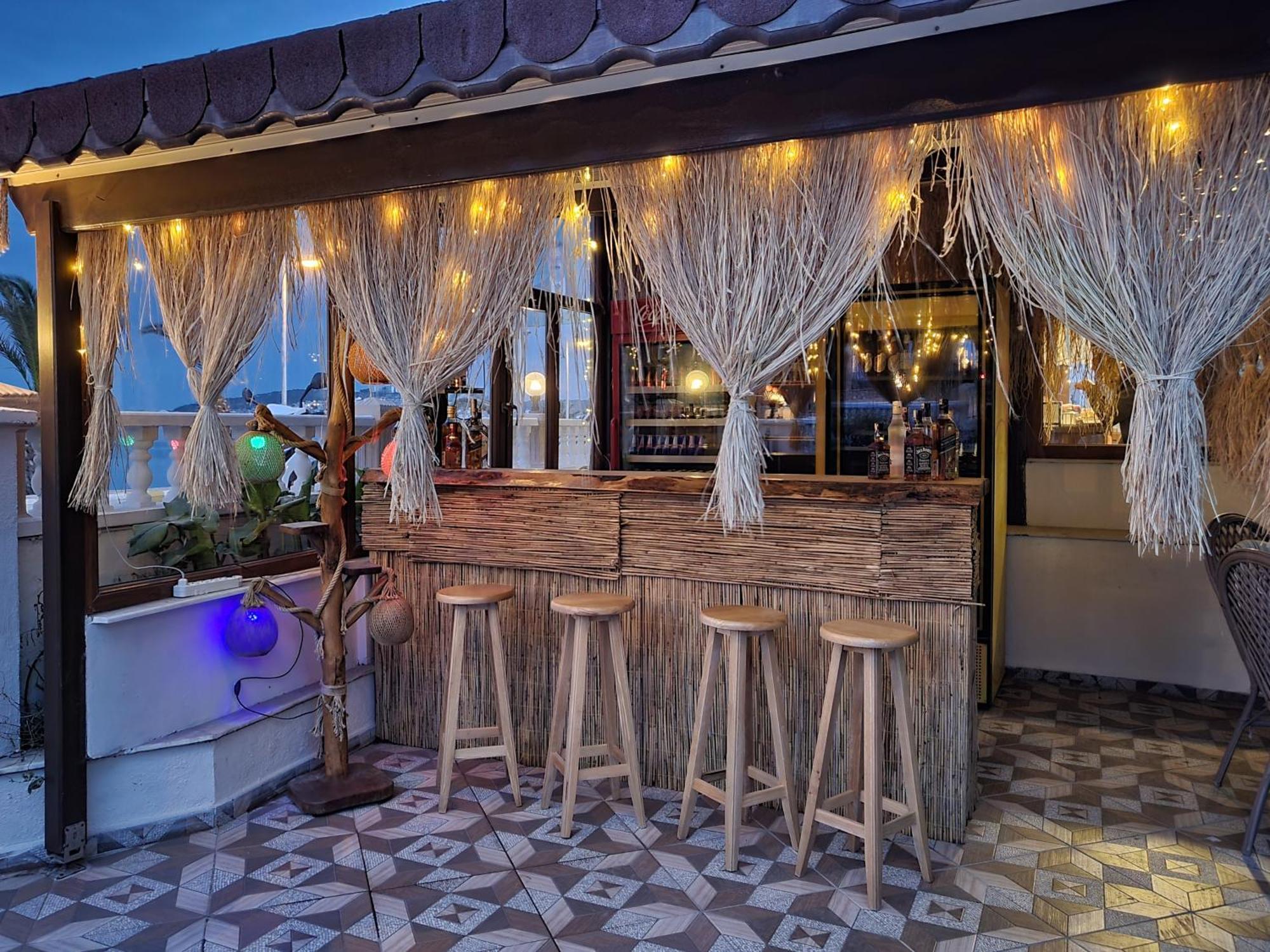 Soezer Otel Ayvalik Exterior foto