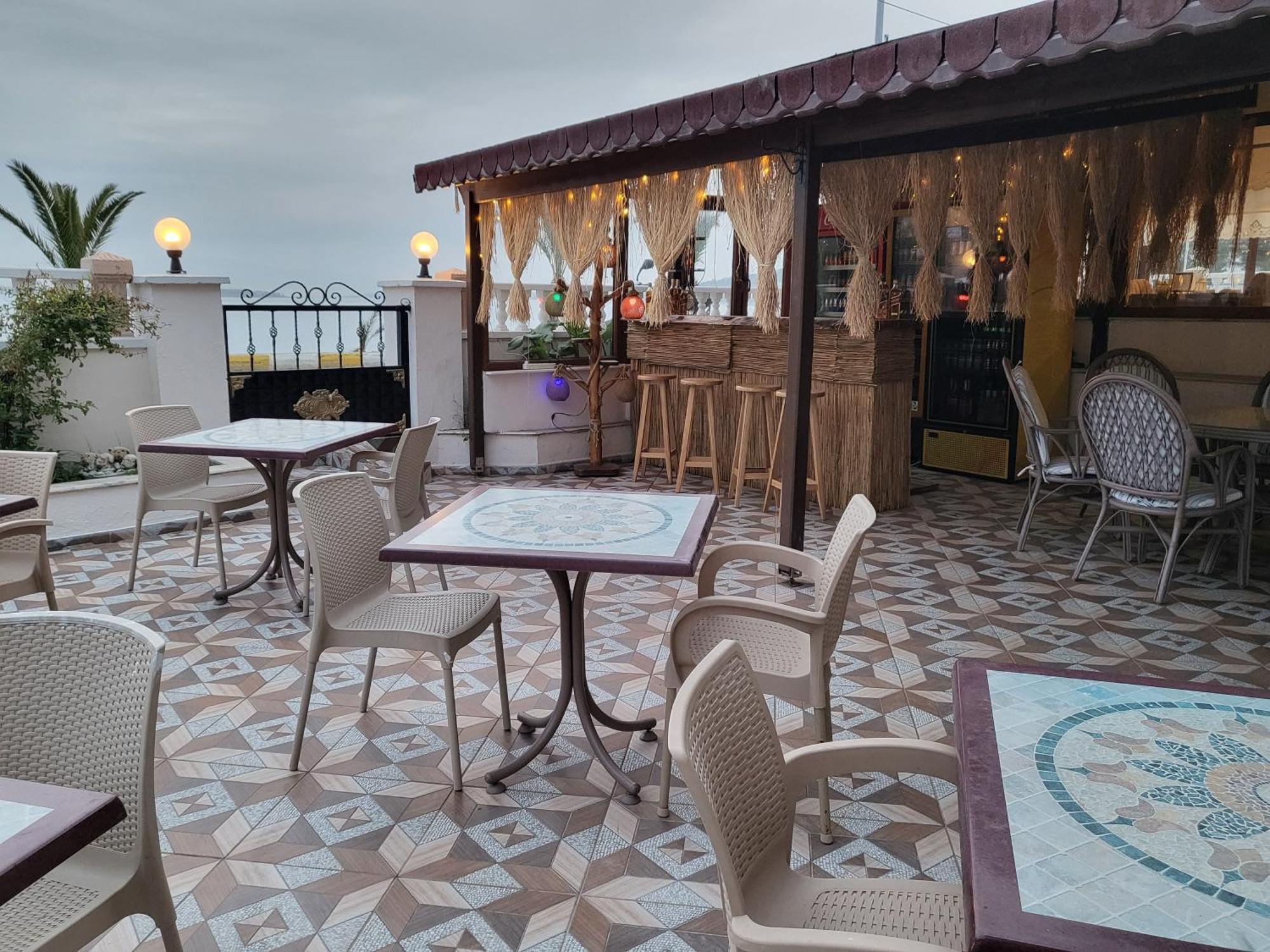 Soezer Otel Ayvalik Exterior foto