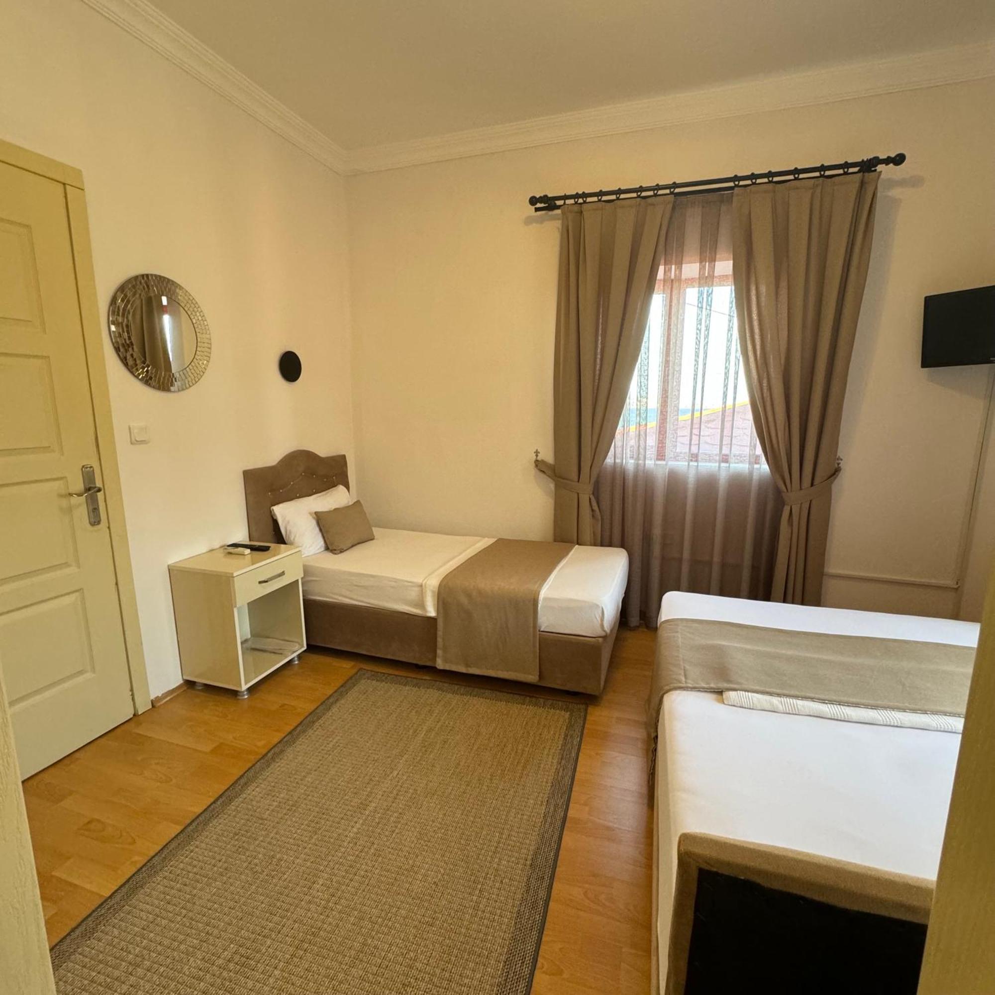 Soezer Otel Ayvalik Exterior foto