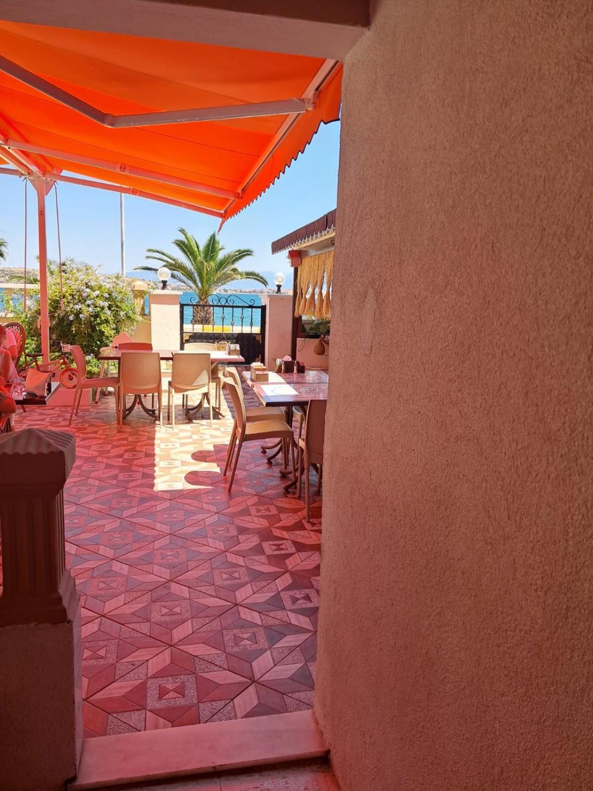 Soezer Otel Ayvalik Exterior foto